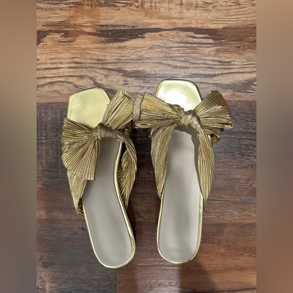 Gold bow sandals